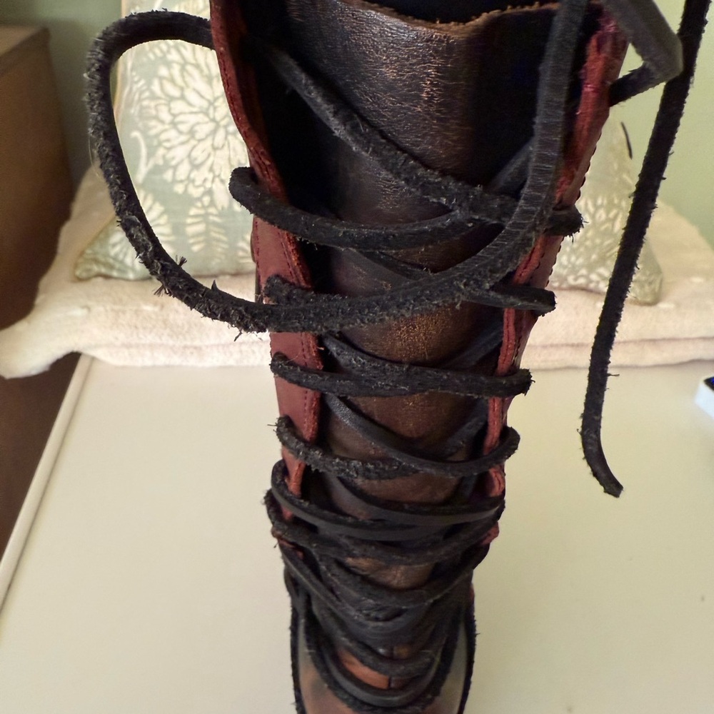 Freebird Brown Lace Up Boots - Picture 5 of 6